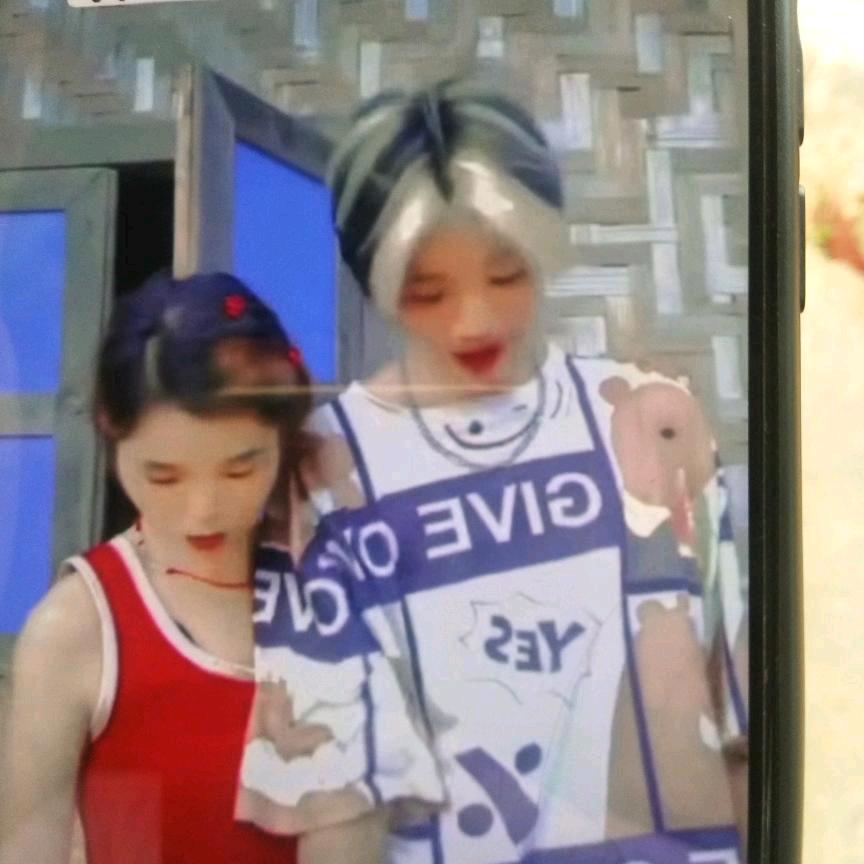 လၢဝ်လွမ်