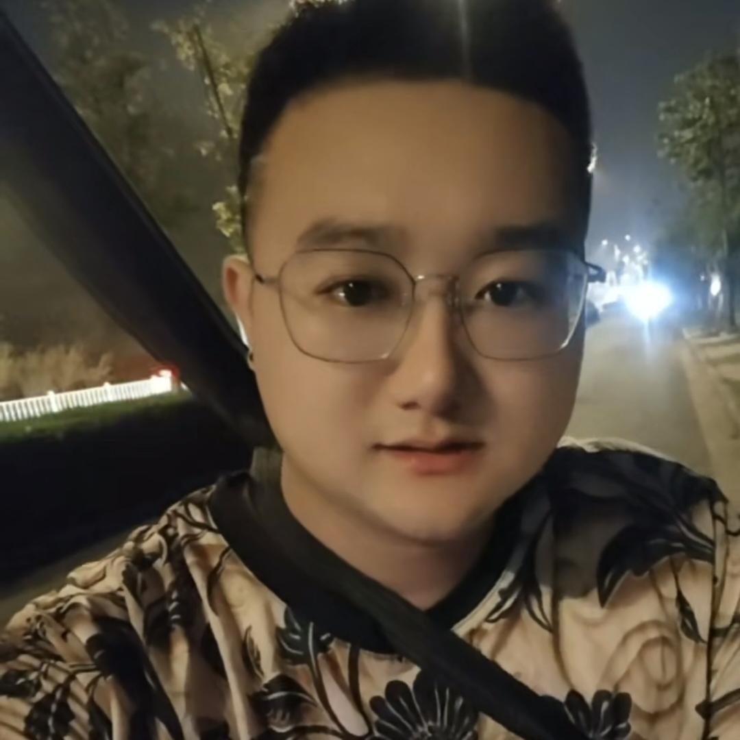 云南➥小小胖
