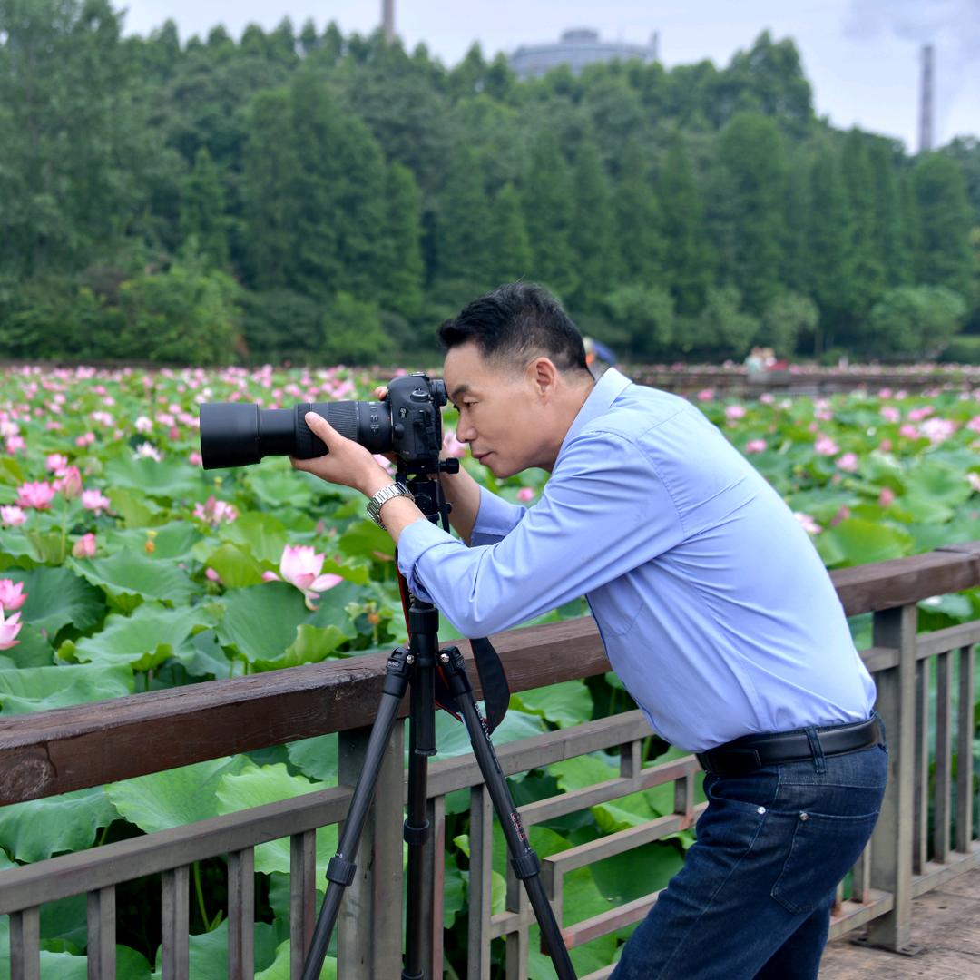 雷发诚（理尚往来）