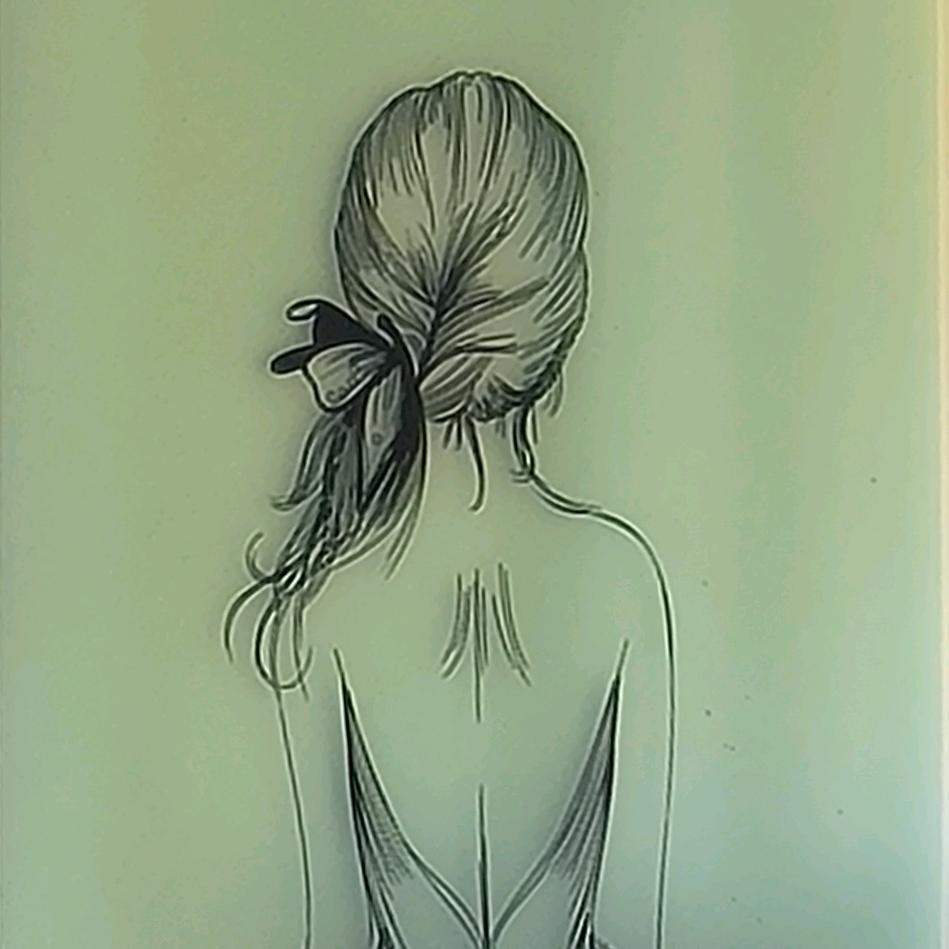 陪衬星星的月亮🥃