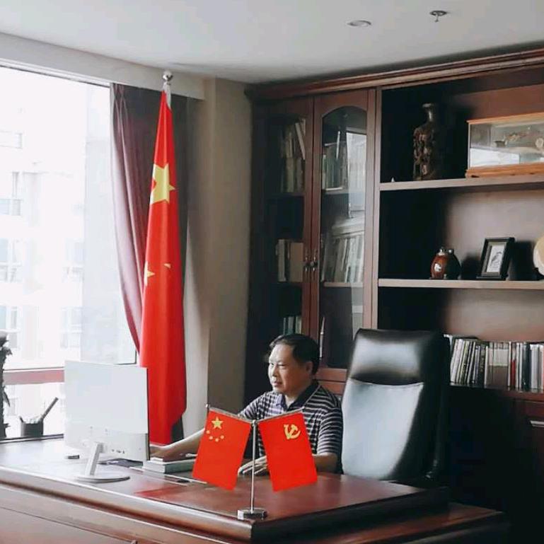 龙哥哥