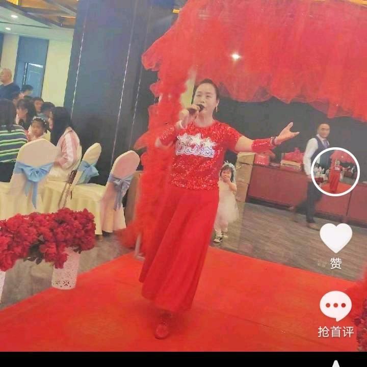 西塬蓉儿歌手演绎传媒