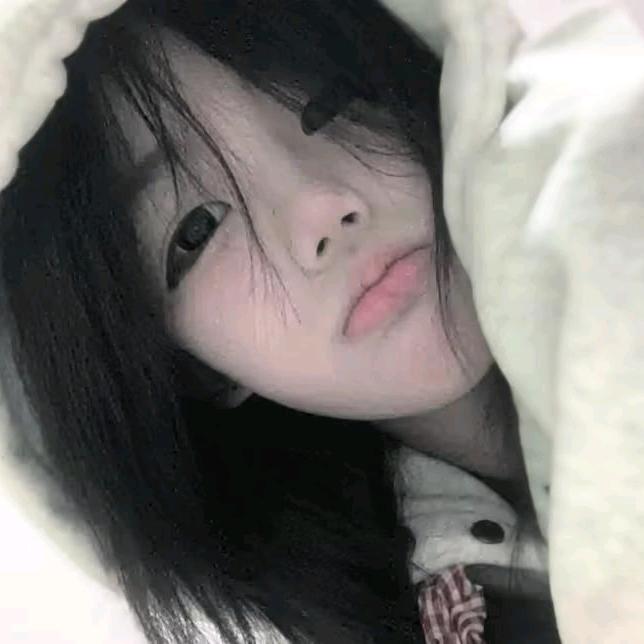 -小情 緒.🖇️