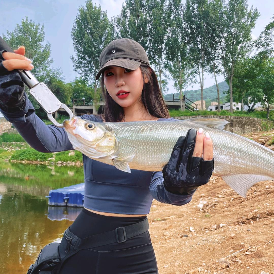 刘小倩呀