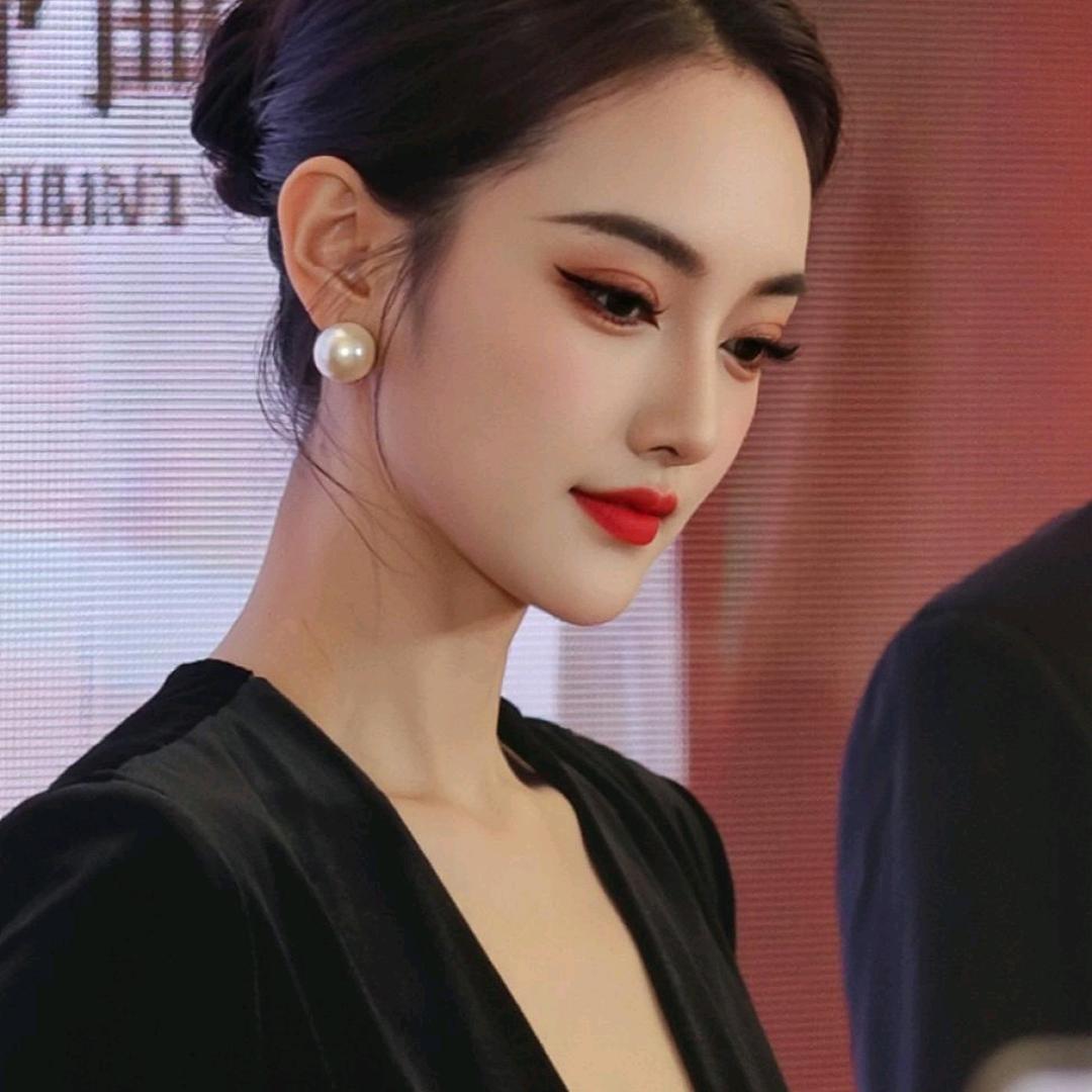 再见只是陌生人