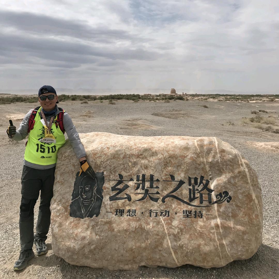 篮球“闯”业