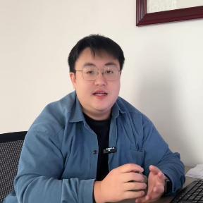 绿隆达农业～小魏