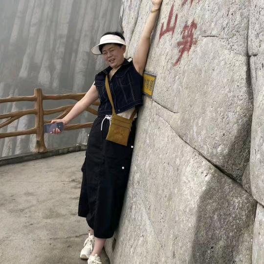 张姐中年男女毛衣批发