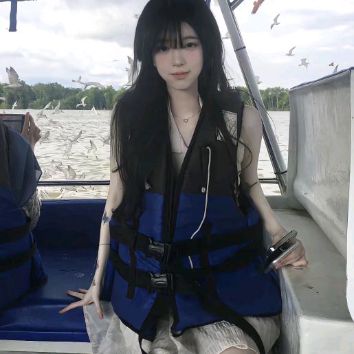 晨晨^ω^