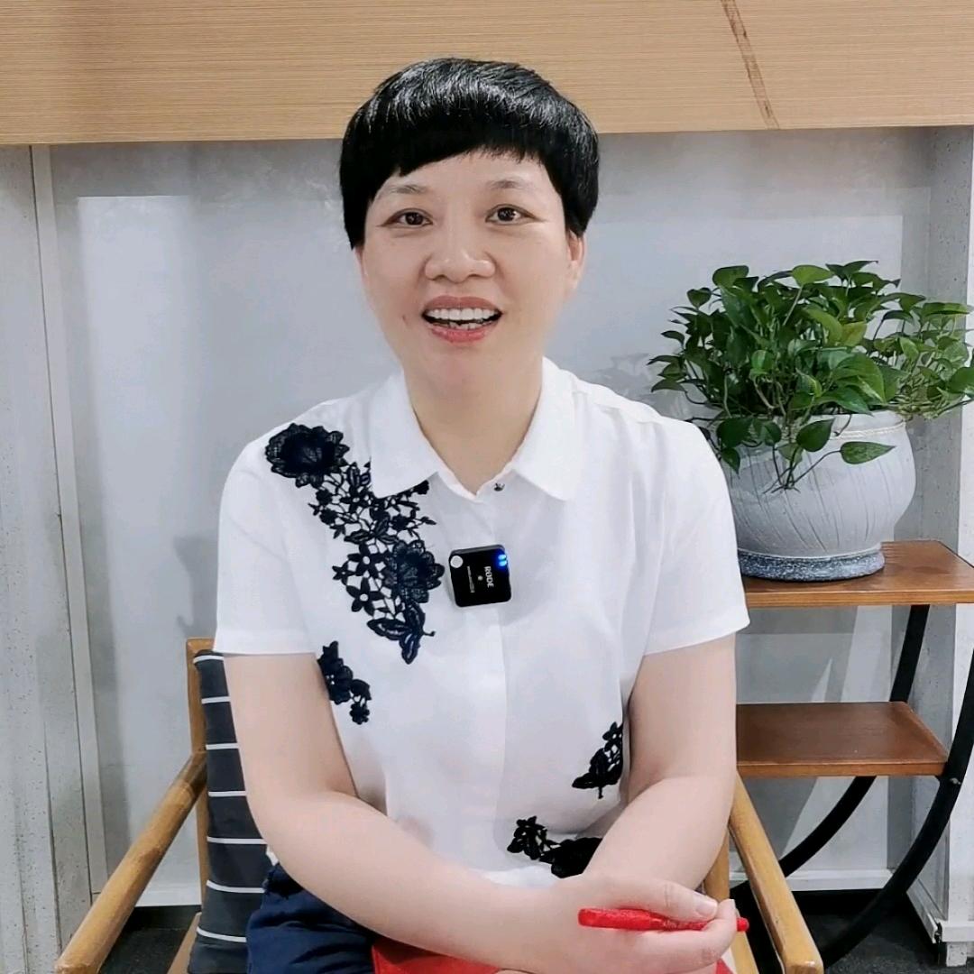 做介绍咯亚黎