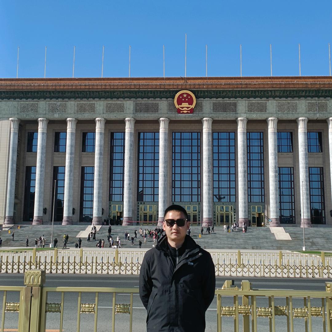 @王 凯