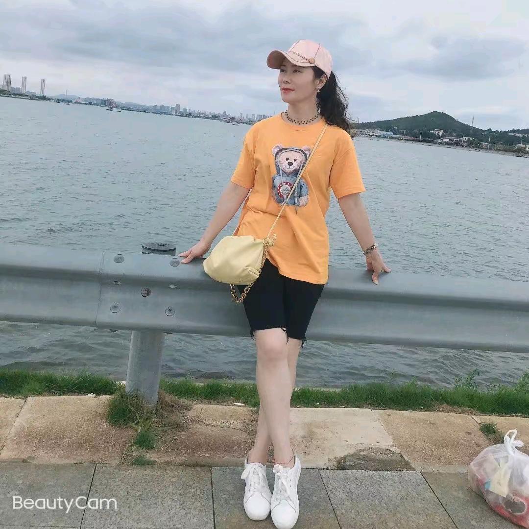 杨敏