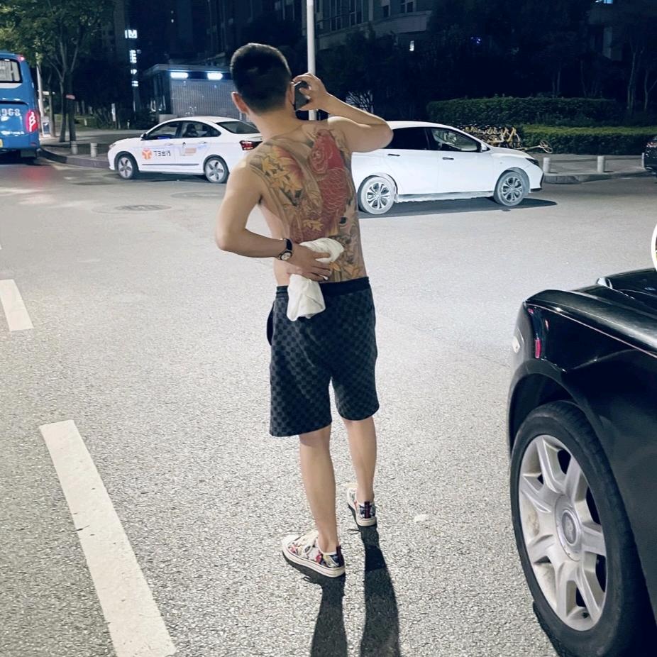 陶銮贤、