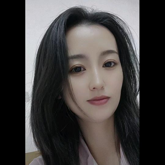 维衿妈咪