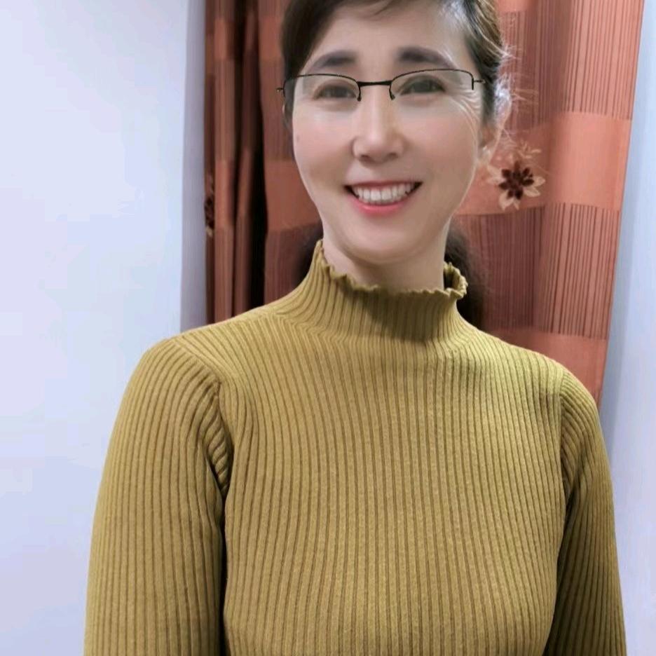 桃花依旧笑春风。