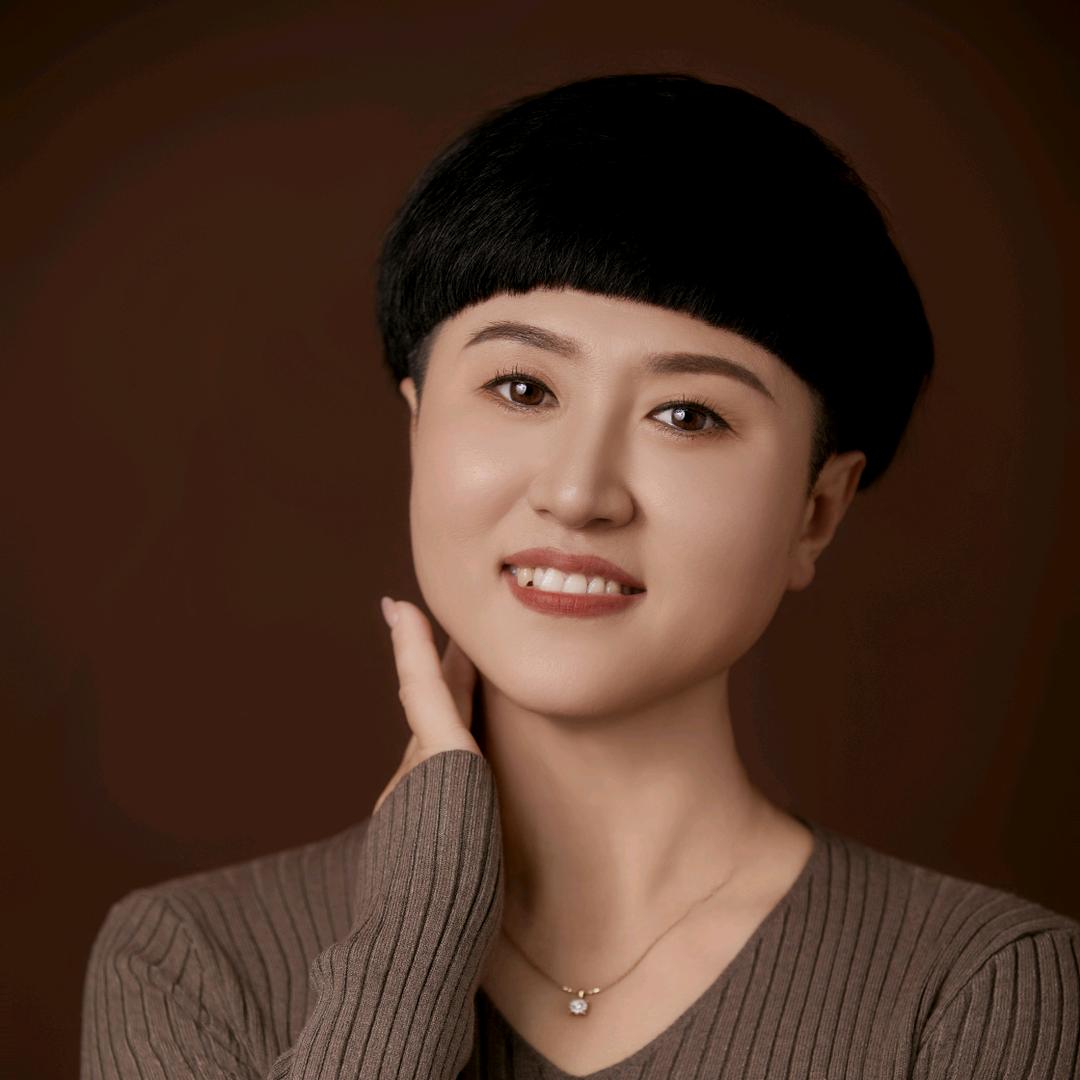 小虎牙辣妈