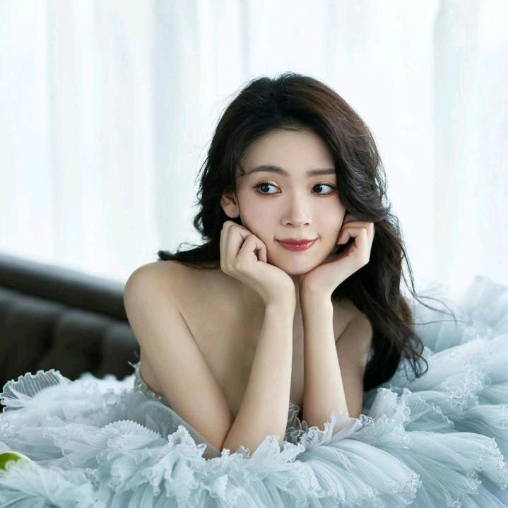 晨曦o(￣ヘ￣o#)