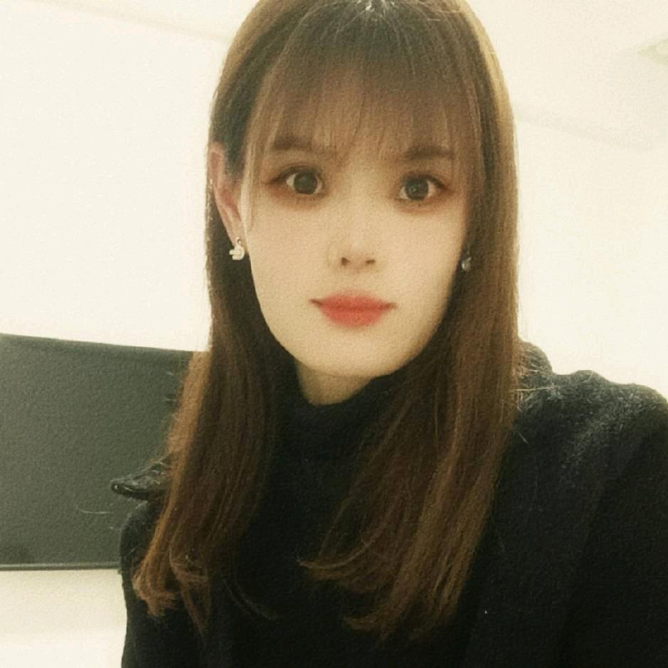 芹子服饰