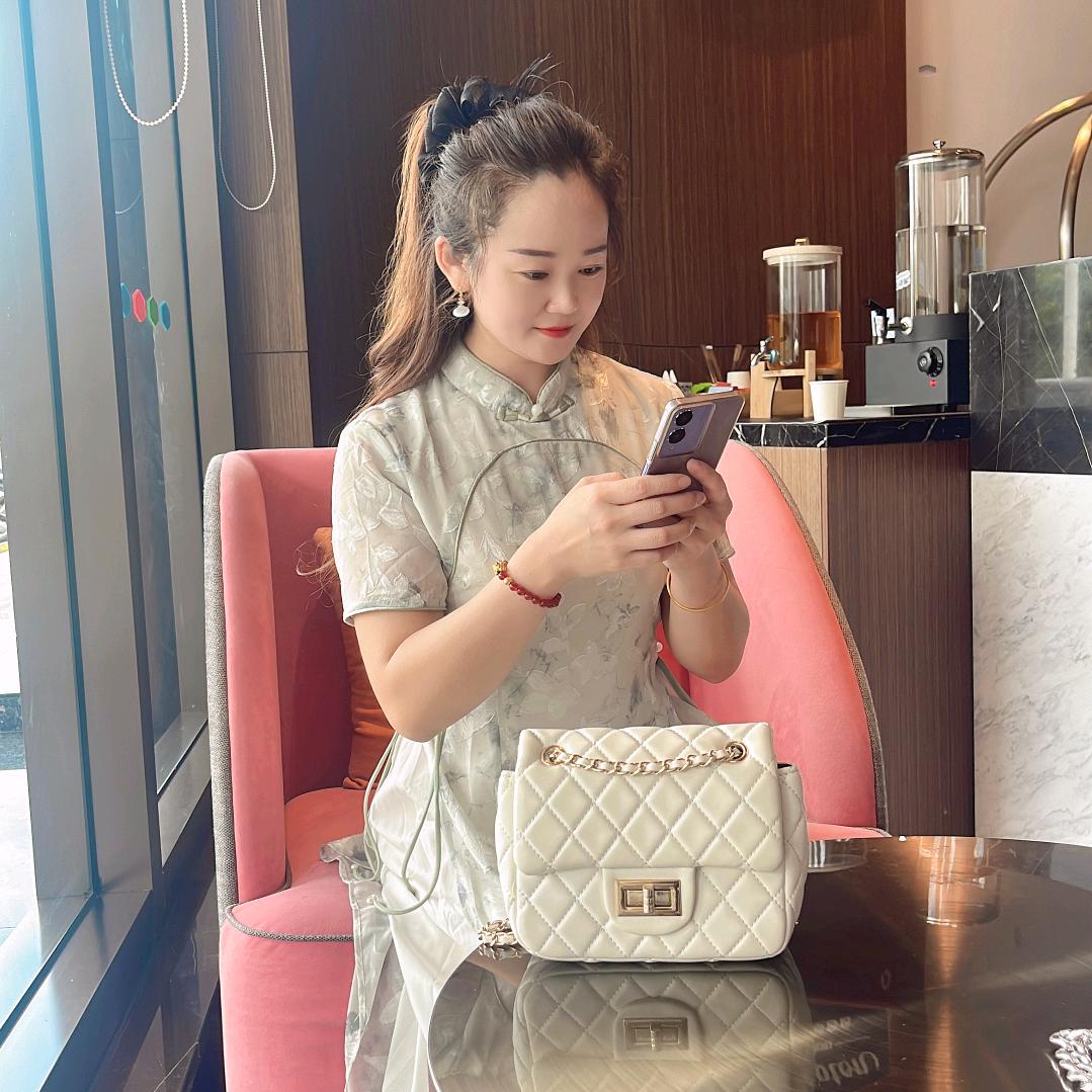 情深几“许”♥
