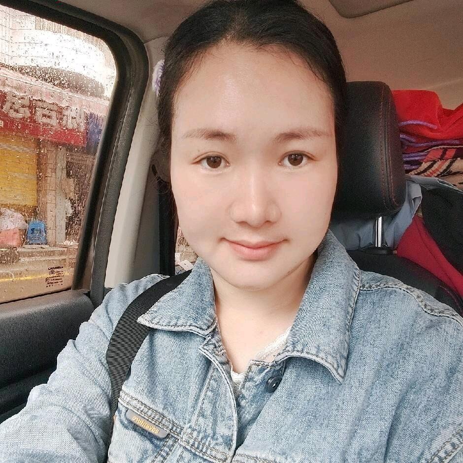 摆摊邱妹（来财服装店8月30号开业）