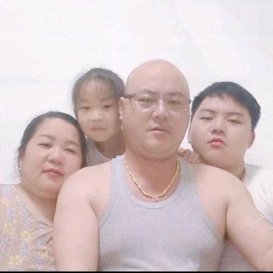 余：光头哥