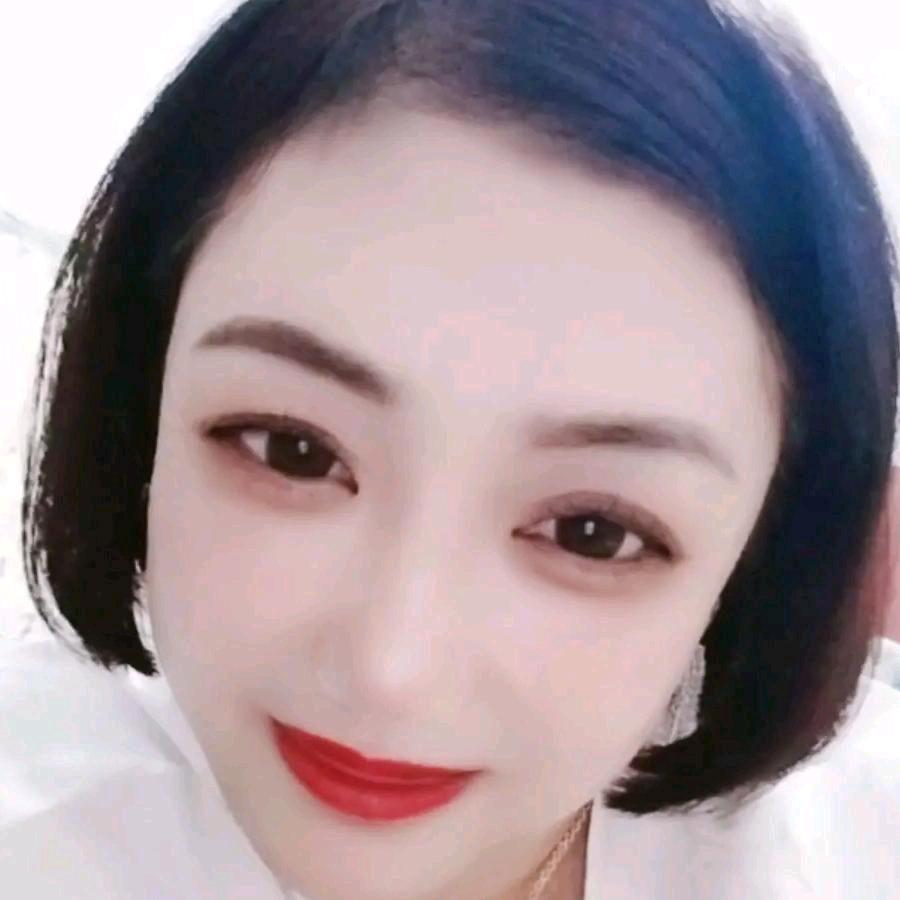 🌺桃子姐《中午11：18开播》《大号》