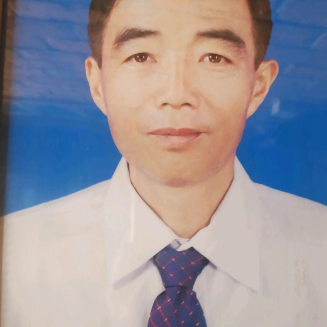 李春伍
