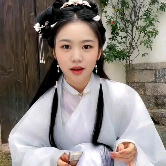 侗家姑娘