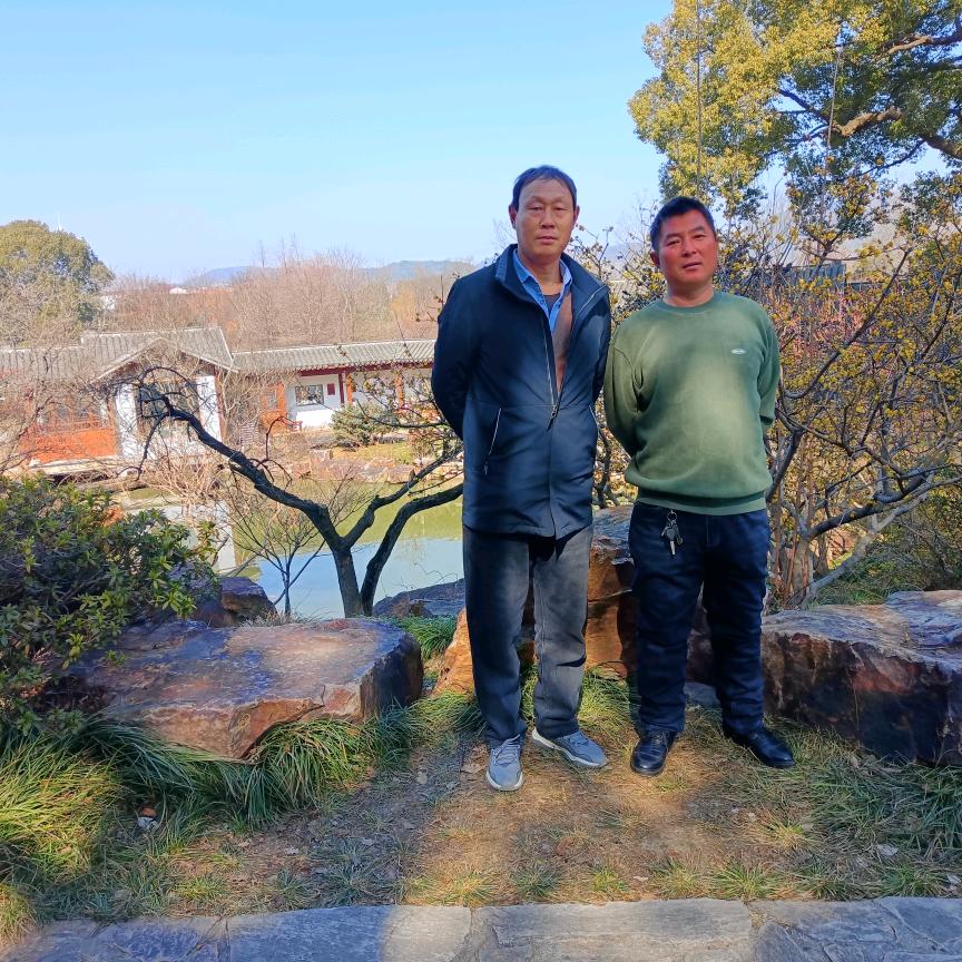 披沙斩浪，勇往直前