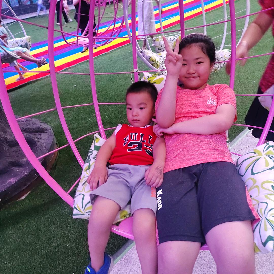 杨东伟