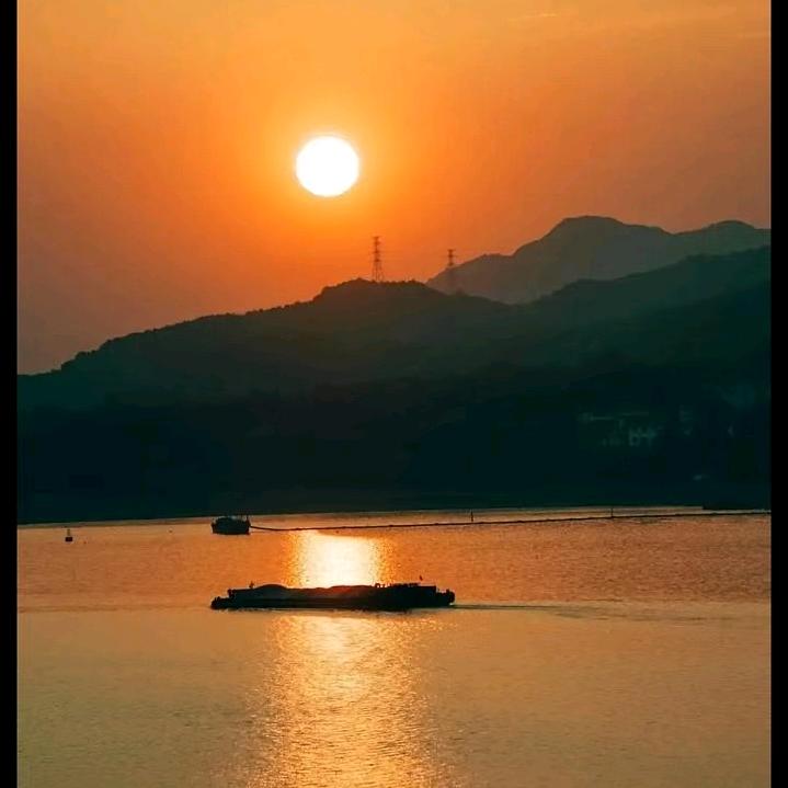 春江水哥