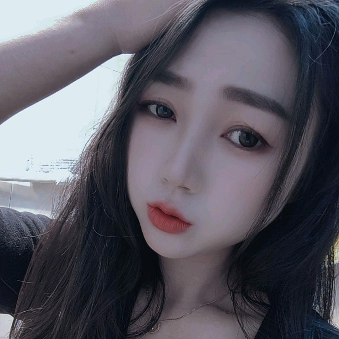 云٩