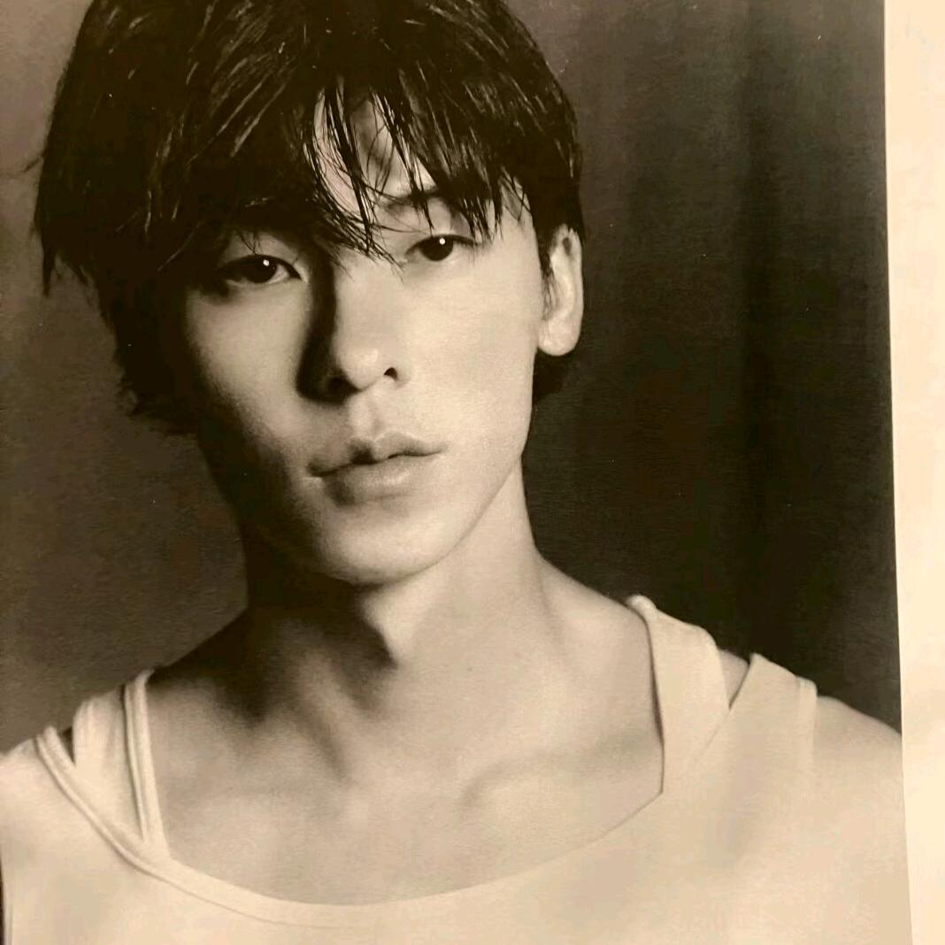 我 睡觉的时候不困