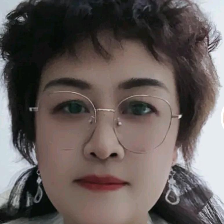 情商姐姐。晚上8.00开播