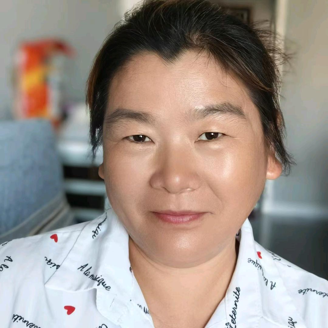 周世英