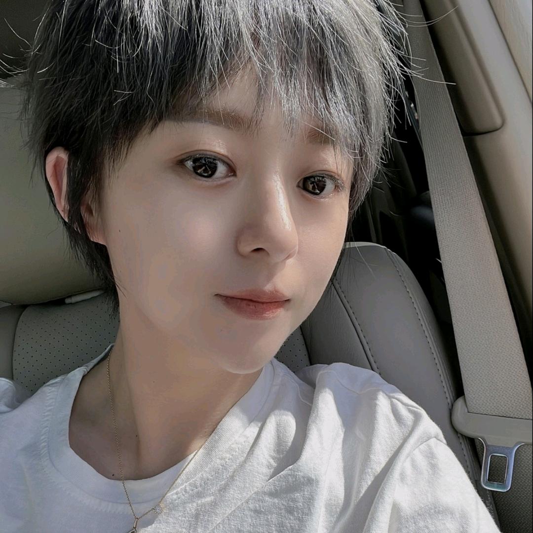 🐶开心一族🌊²⁸¹