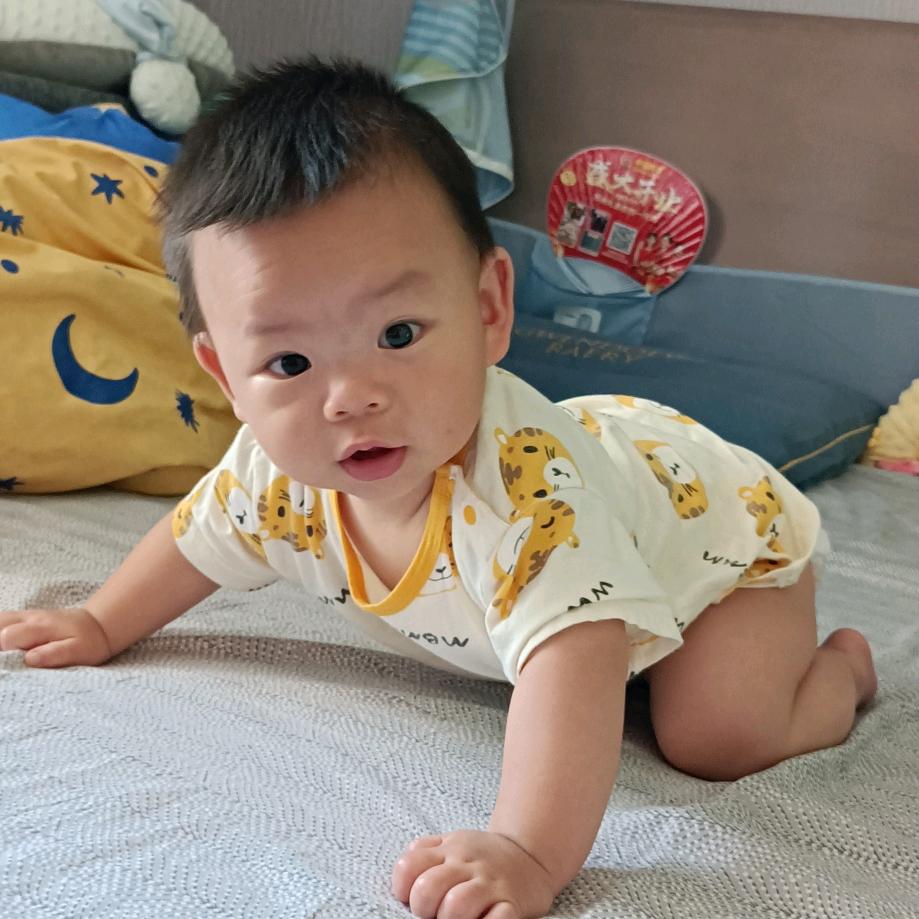 明月欣怡