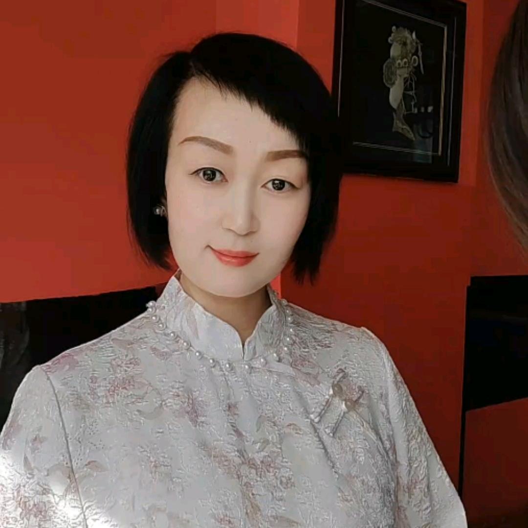 华州区桥头火锅老板娘妮妮