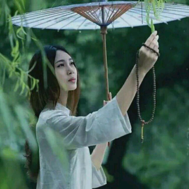 拽姐（拒绝私聊）