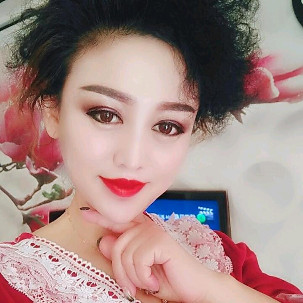 英子