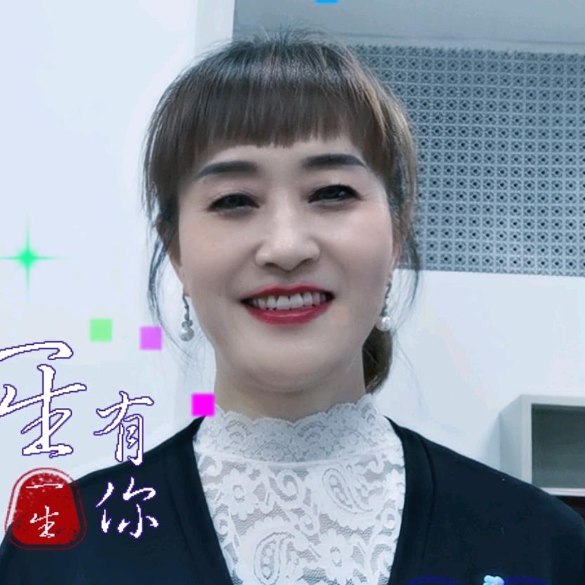英英～