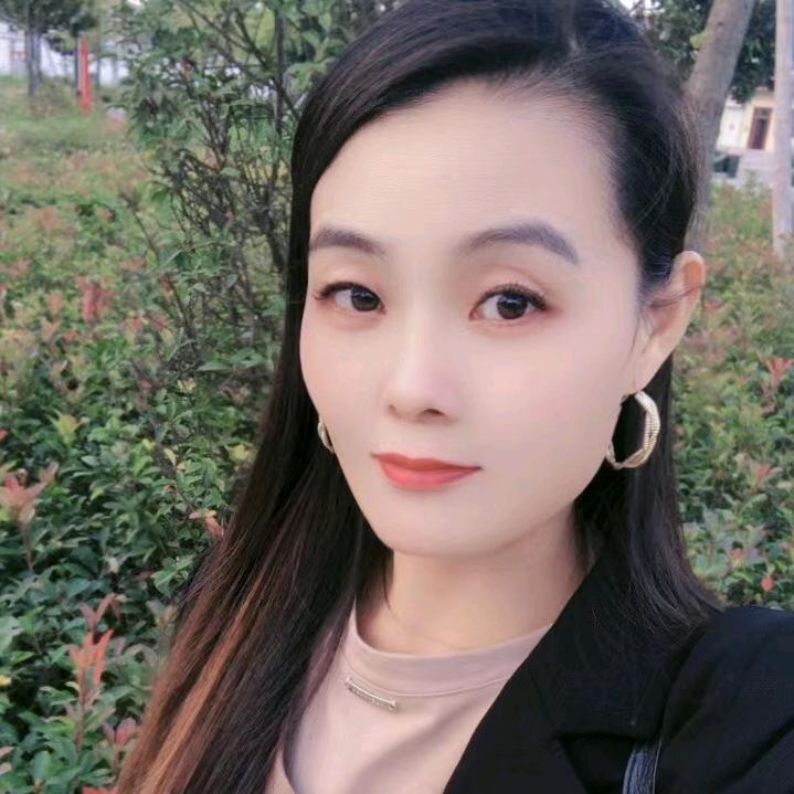 兰陵镇华珍美容护肤