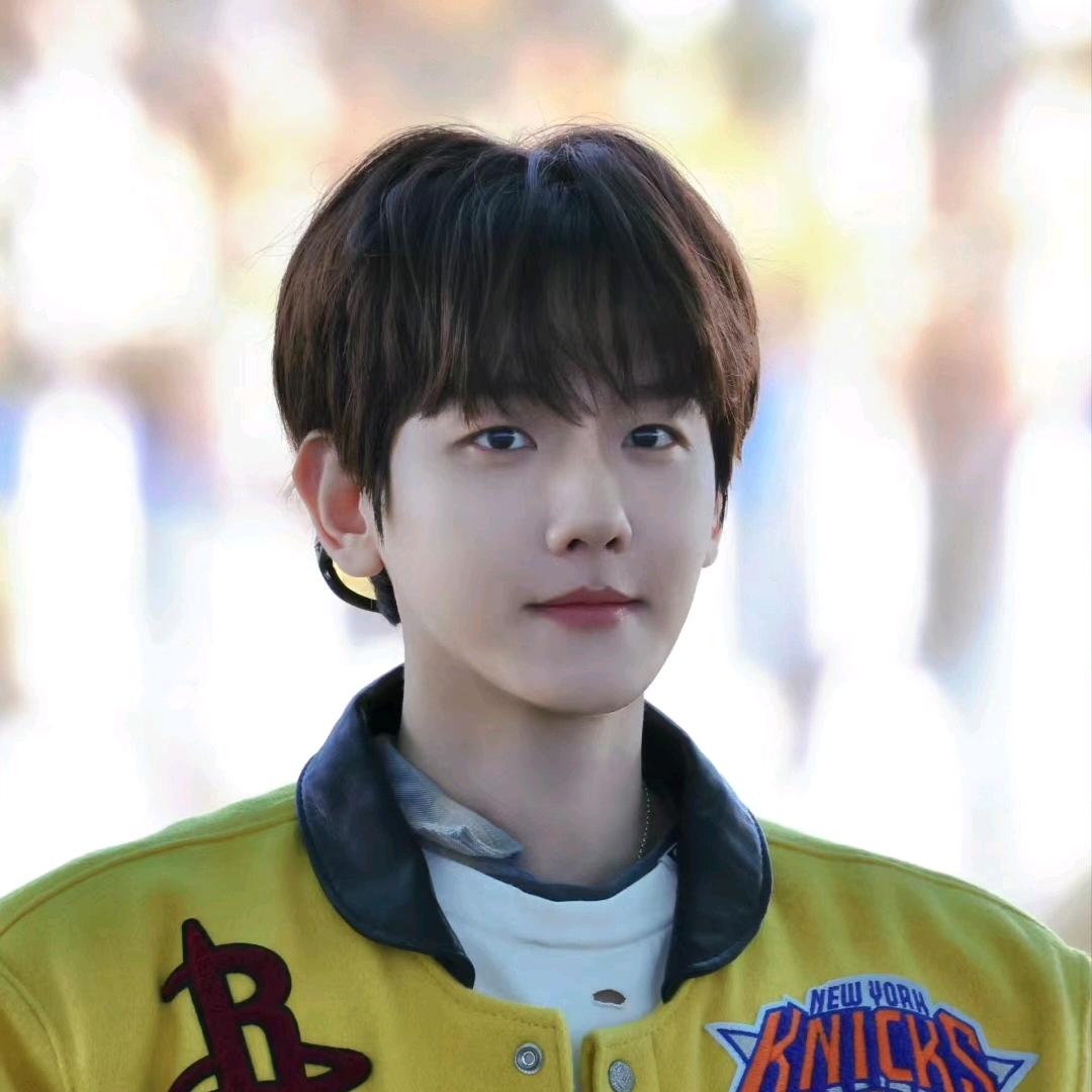 每天都很开心快乐的美少女