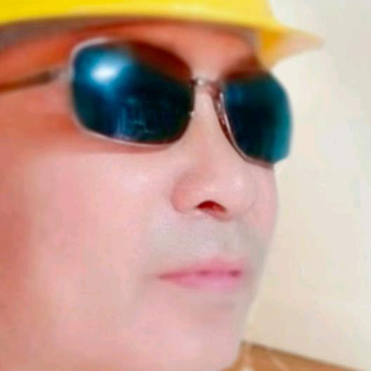 布衣哥
