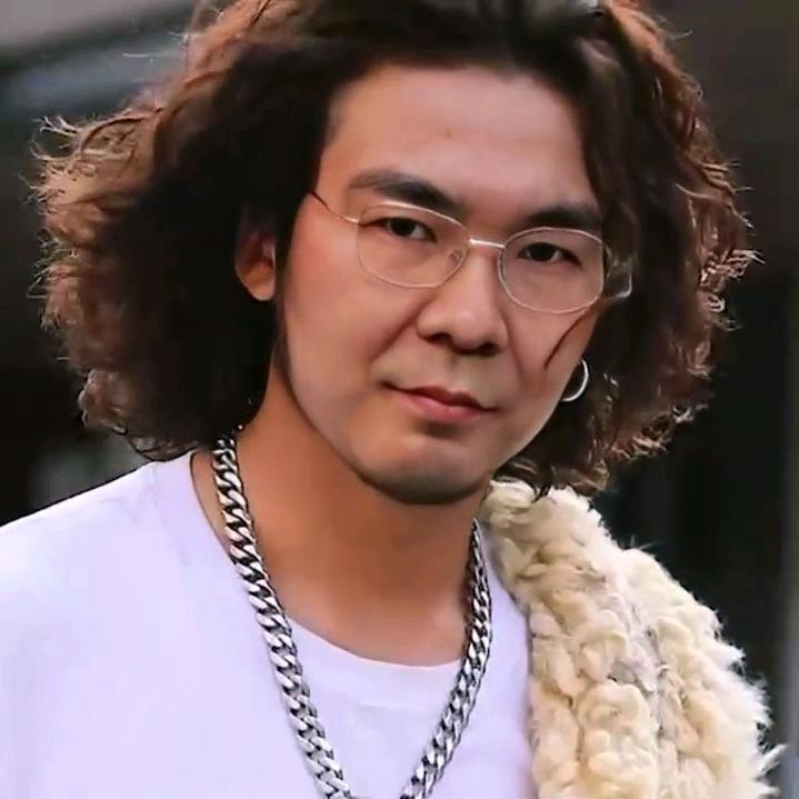 芃（peng）赫