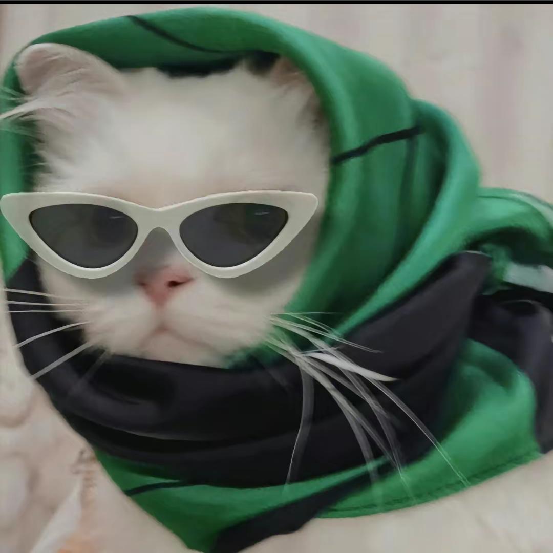 W W