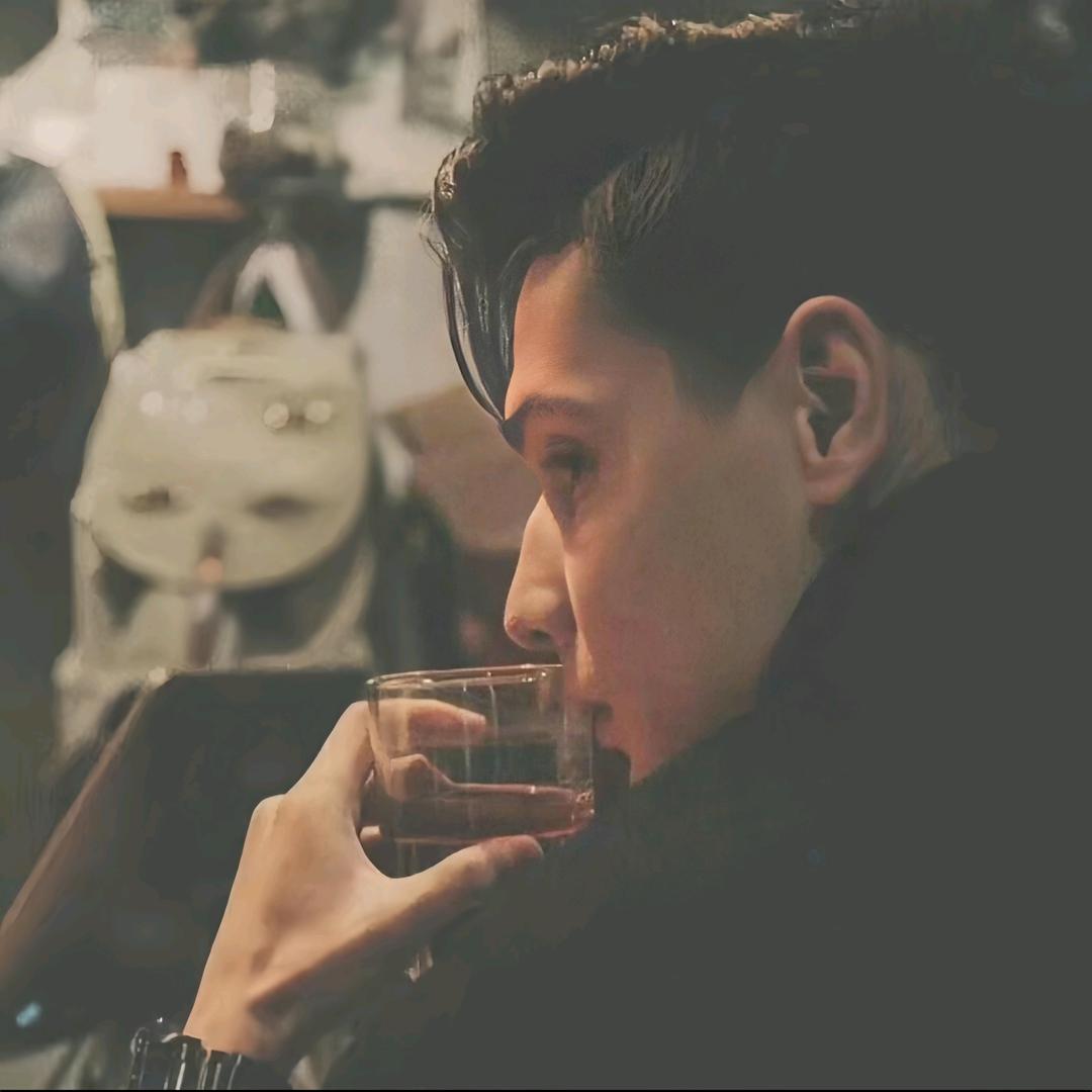 -小小摆烂家°