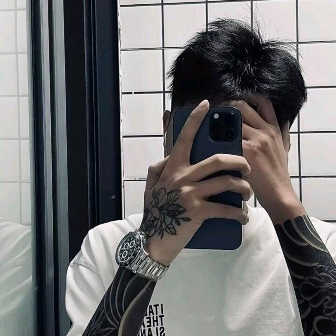 小彭.