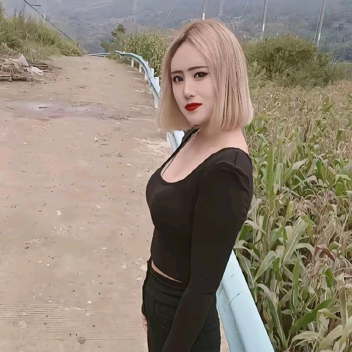 @💞ღ小张🌸🚬
