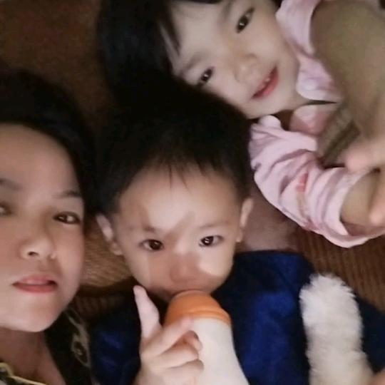 幸福的老奶奶